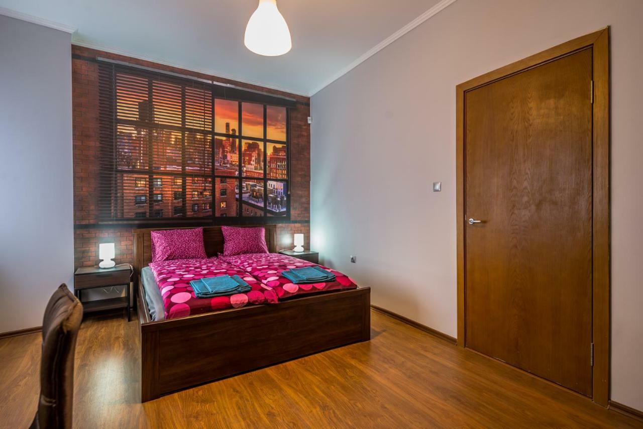5Th Avenue Sofia Two Bedroom, Two Bathroom, Positano Street Suite By Flat Mаnager Bagian luar foto